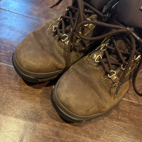 Timberland 6 inch Premium P & G Junior Boot #90934 Size 5 Brown Suede - Picture 3 of 9